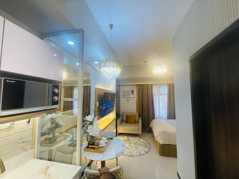 Marias Suite Near Manila Bay Free Use Of Pool Екстериор снимка