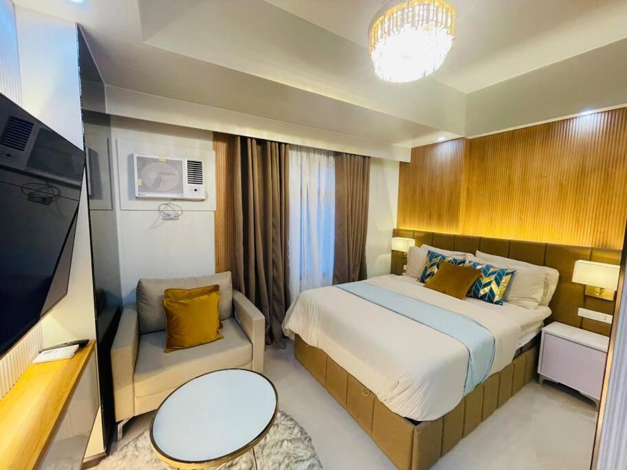 Marias Suite Near Manila Bay Free Use Of Pool Екстериор снимка