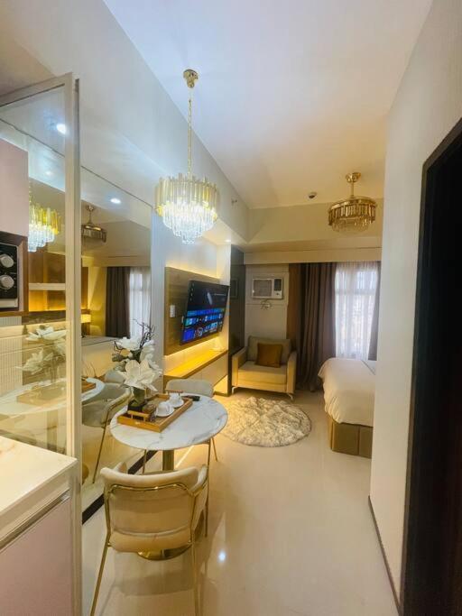Marias Suite Near Manila Bay Free Use Of Pool Екстериор снимка