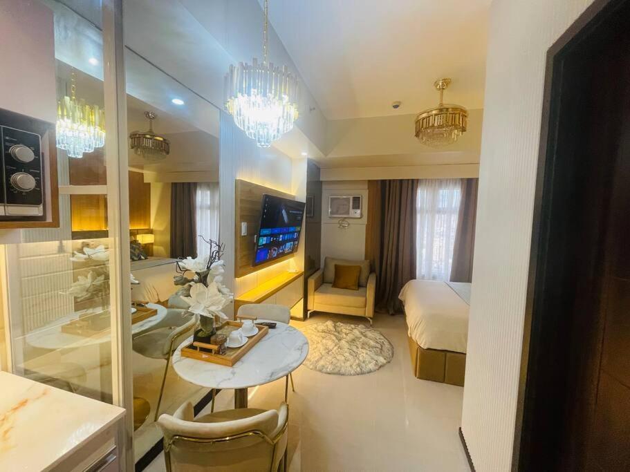 Marias Suite Near Manila Bay Free Use Of Pool Екстериор снимка